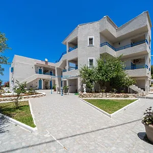 επισκεφθείτε το ξενοδοχείο